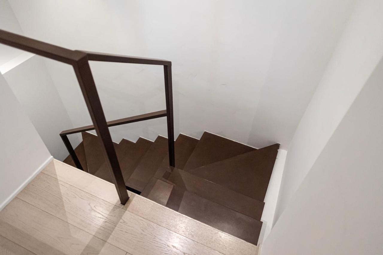 Elegante E Spazioso Quadrilocale In Porta Venezia Milan Bagian luar foto